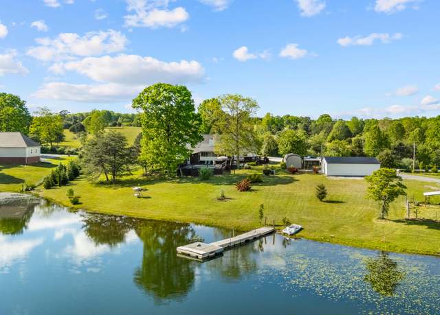 Property at 204 Lake Haven Dr, Soddy Daisy, TN 37379, 5 beds, 3 baths