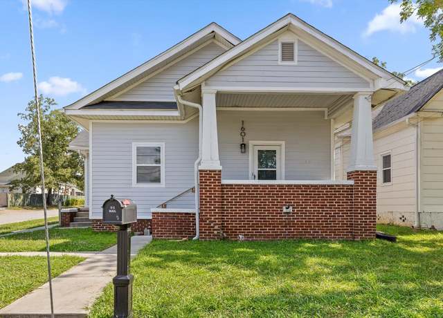 Property at 1601 E Main St, Chattanooga, TN 37404, 5 beds, 3 baths