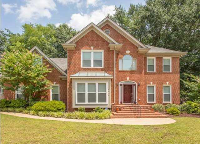 Property at 4922 Meadow Trace Ln, Hixson, TN 37343, 3 beds, 3 baths