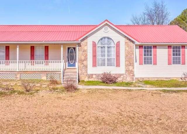 Property at 134 Hunters Ridge Dr, Chatsworth, GA 30705, 3 beds, 2 baths