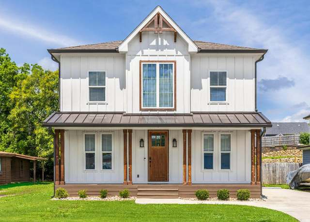 Property at 213 Winchester St, Chattanooga, TN 37405, 3 beds, 2.5 baths