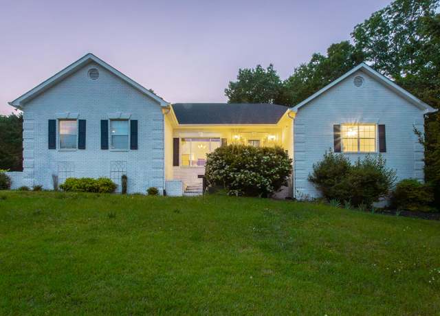 Property at 1572 Windstone Dr, Ringgold, GA 30736, 4 beds, 3 baths