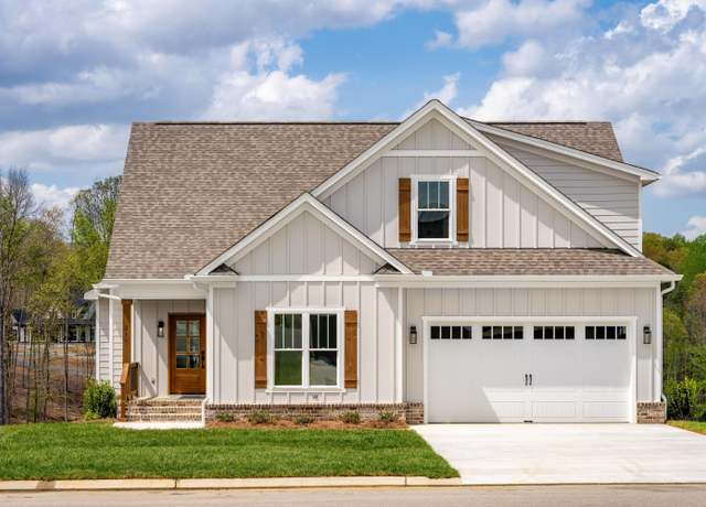 Property at 230 Goose Creek Cir, Soddy Daisy, TN 37379, 4 beds, 2.5 baths