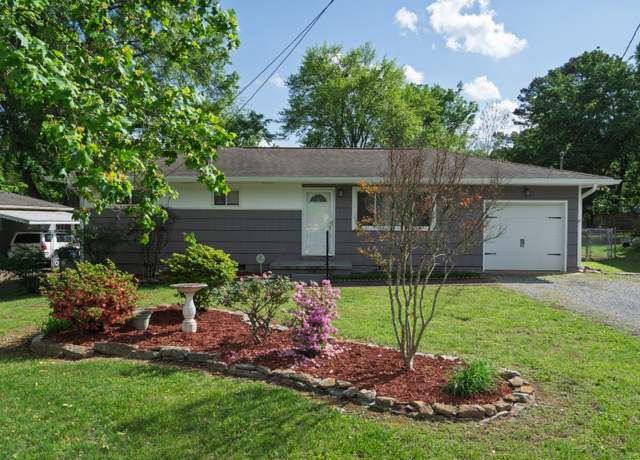 Property at 5330 Spriggs St, Chattanooga, TN 37412, 3 beds, 1 bath