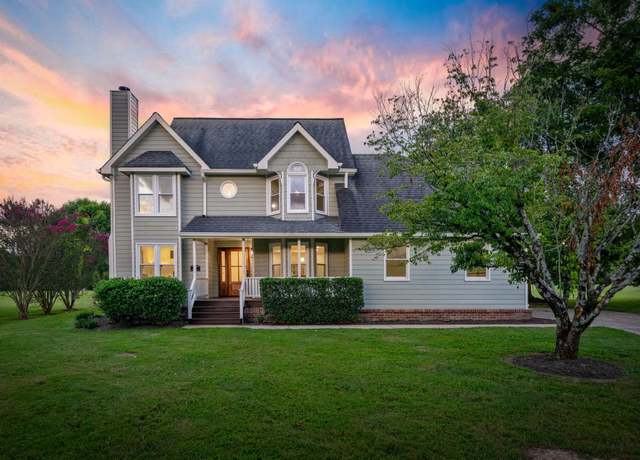 Property at 114 Meadowstone Cir, Ringgold, GA 30736, 4 beds, 2.5 baths