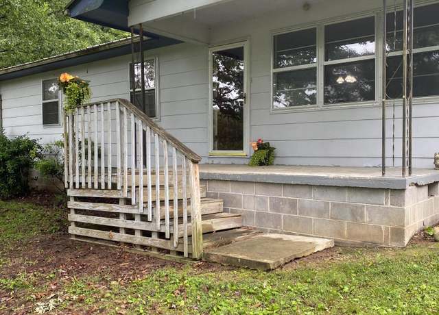 Property at 697 Newt Johnson Rd, Chickamauga, GA 30707, 3 beds, 1 bath