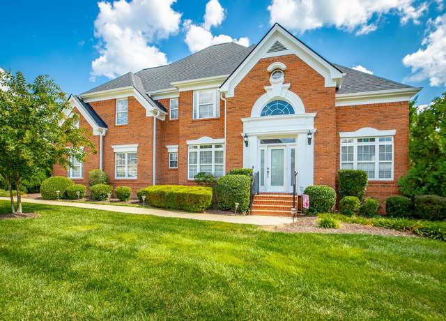 Property at 988 Cattails Dr, Ooltewah, TN 37363, 6 beds, 4 baths