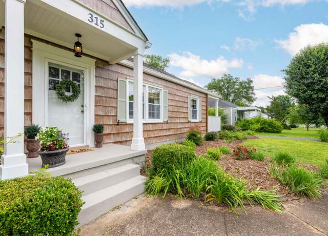 Property at 315 Osborne Dr, Chattanooga, TN 37421, 3 beds, 2 baths