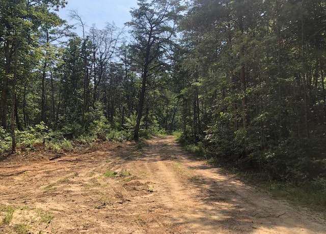 Property at 026 Dogwood Flat Rd, Pikeville, TN 37367