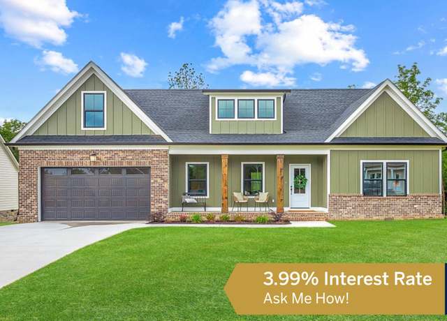 Property at 125 Cascade Dr, Rossville, GA 30741, 4 beds, 2.5 baths