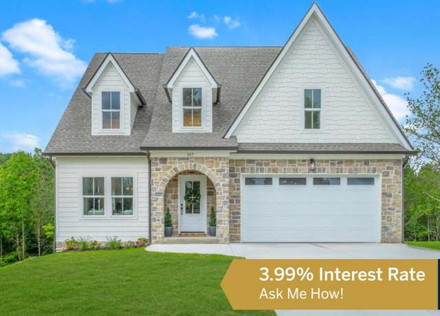 Property at 107 Cascade Dr, Rossville, GA 30741, 4 beds, 2.5 baths