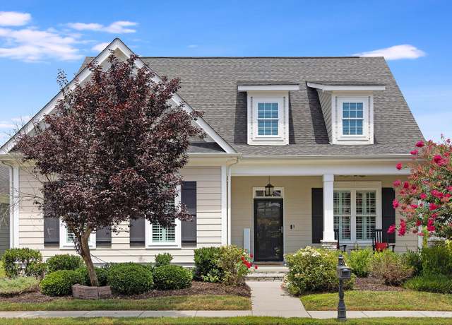 Property at 2134 Holden Farm Pl, Ooltewah, TN 37363, 4 beds, 3 baths