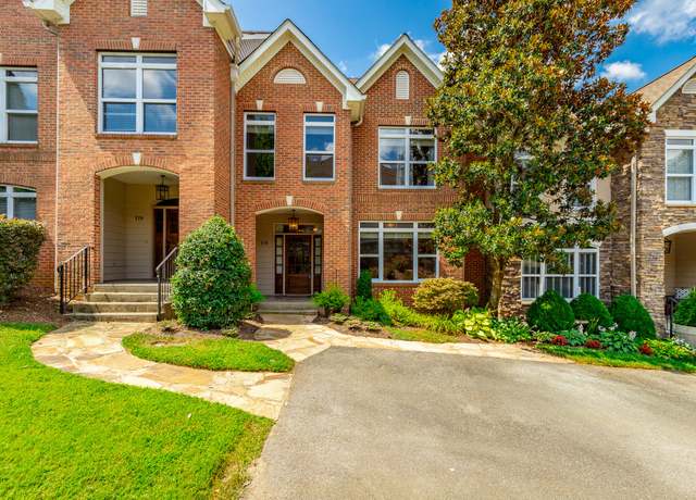 Property at 216 Shady Ridge Ln, Chattanooga, TN 37405, 3 beds, 4.5 baths