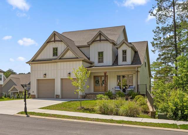 Property at 9737 Trestle Cir, Ooltewah, TN 37363, 4 beds, 3.5 baths