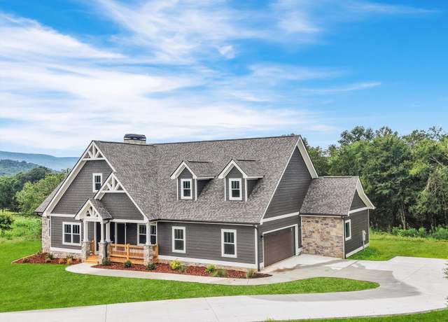 Property at 134 River Ridge Dr, Dunlap, TN 37327, 4 beds, 2.5 baths