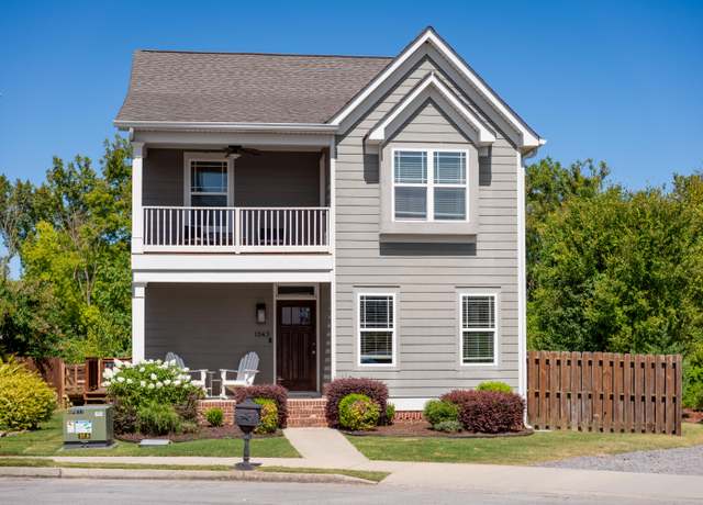 Property at 1343 Jefferson St, Chattanooga, TN 37408, 4 beds, 3.5 baths