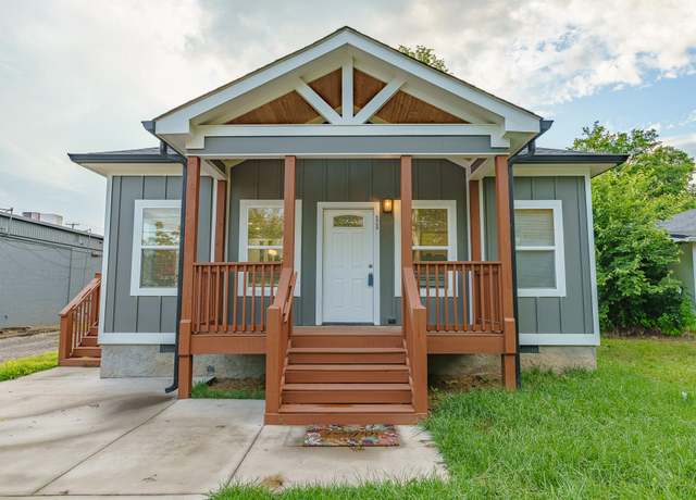Property at 11 Woodvale Ave, Chattanooga, TN 37411, 3 beds, 2 baths