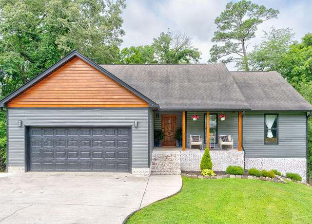 Property at 138 Dana Ln, Chickamauga, GA 30707, 4 beds, 2.5 baths