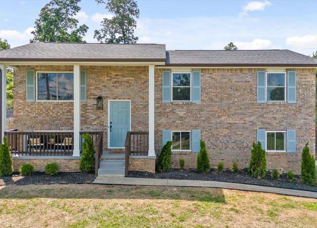 Property at 4217 Shady Oak Dr, Ooltewah, TN 37363, 5 beds, 2 baths