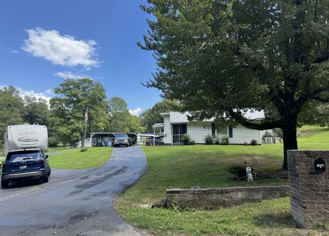 Property at 12568 Posey Hollow Rd, Soddy Daisy, TN 37379, 2 beds, 1 bath