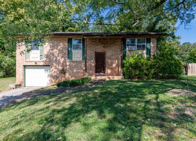 Property at 7005 Sterling Rd, Hixson, TN 37343, 4 beds, 2 baths