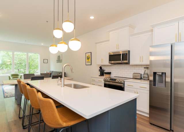 Property at 1445 Fagan St, Chattanooga, TN 37408, 1 bed, 1 bath