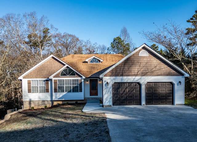 Property at 886 Lee Dr, Ringgold, GA 30736, 5 beds, 4 baths