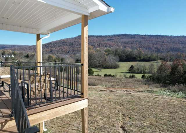 Property at 700 Sells Ln, Trenton, GA 30752, 3 beds, 2 baths