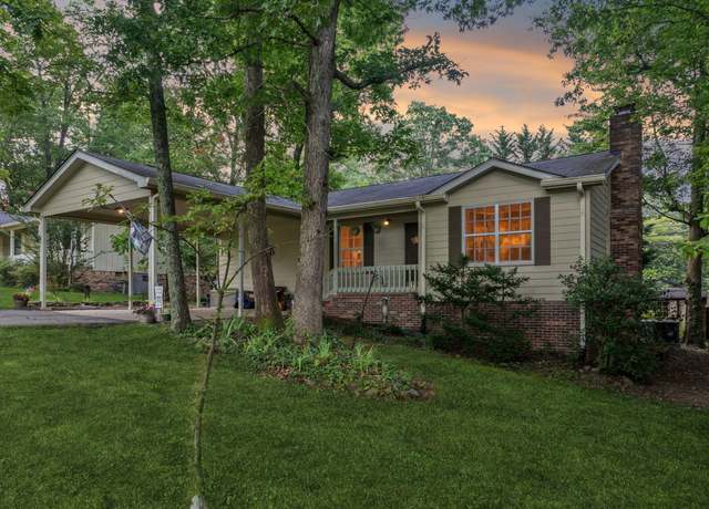 Property at 1018 Ridgeway Ave, Signal Mountain, TN 37377, 3 beds, 2 baths