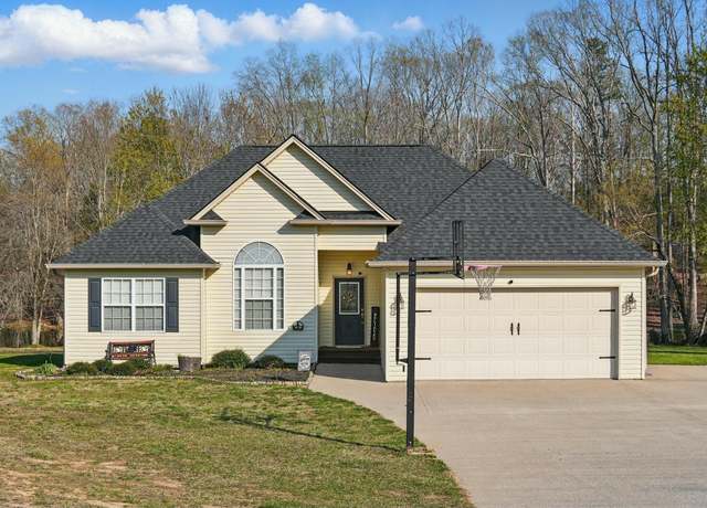 Property at 307 Farmingdale Pl SE, Cleveland, TN 37323, 3 beds, 2 baths