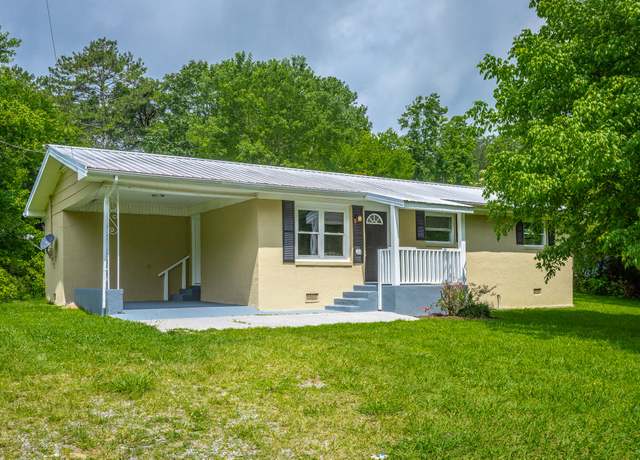 Property at 42 Hall Dr, Lafayette, GA 30728, 3 beds, 1.5 baths