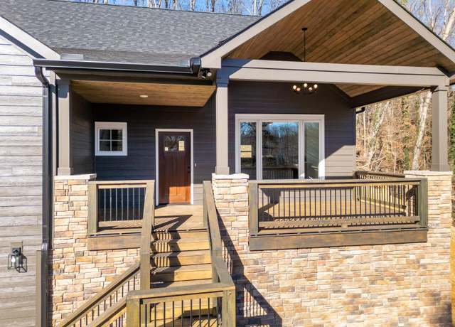 Property at 311 Shady Crest Dr, Chattanooga, TN 37415, 3 beds, 2.5 baths