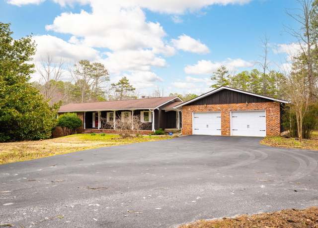 Property at 477 Hulsey Dr, Ringgold, GA 30736, 3 beds, 2 baths