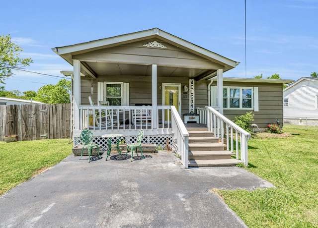 Property at 127 Centro St, Chattanooga, TN 37419, 2 beds, 2 baths