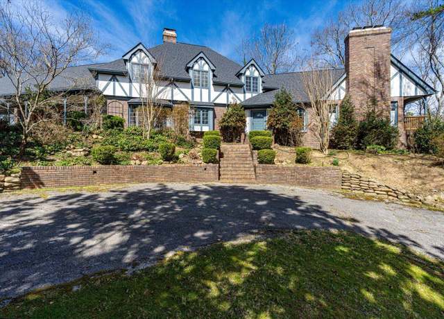 Property at 5803 Lake Resort Dr, Hixson, TN 37343, 5 beds, 5 baths