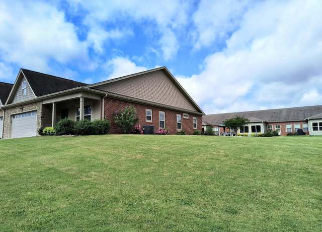Property at 179 Trade Wind Dr, Fort Oglethorpe, GA 30742, 2 beds, 2 baths