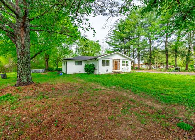 Property at 431 Pierce Dr, Ringgold, GA 30736, 4 beds, 3 baths