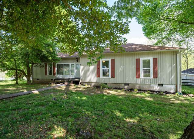 Property at 8050 County Road 137, Valley Head, AL 35989, 3 beds, 1.5 baths