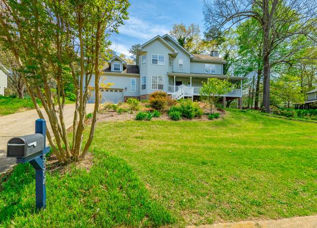 Property at 5504 Barons Pt, Ooltewah, TN 37363, 4 beds, 2.5 baths