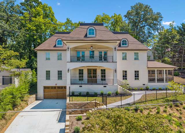 Property at 1303 Riverview Rd, Chattanooga, TN 37405, 5 beds, 4.5 baths