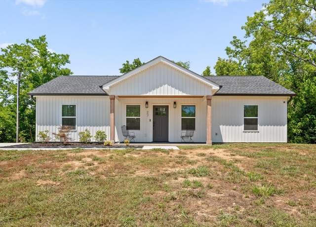 Property at 27 May St, Rossville, GA 30741, 3 beds, 2 baths
