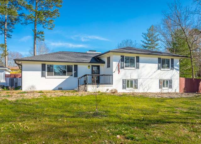 Property at 974 Charlotte Ave, Chattanooga, TN 37421, 4 beds, 3 baths