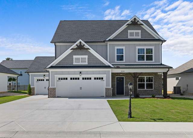 Property at 359 Winchester Dr, Fort Oglethorpe, GA 30742, 4 beds, 4.5 baths