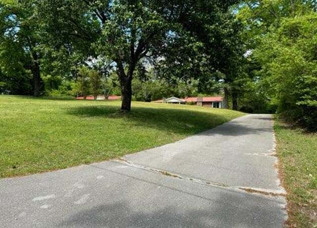 Property at 4156 Gann Store Rd, Hixson, TN 37343, 3 beds, 3 baths