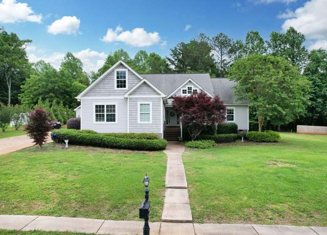 Property at 1010 Bradford Pl, Cohutta, GA 30710, 3 beds, 2 baths