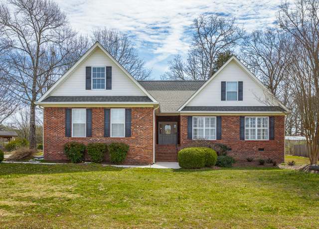 Property at 23 Glass Mill Pointe Dr, Chickamauga, GA 30707, 4 beds, 2 baths