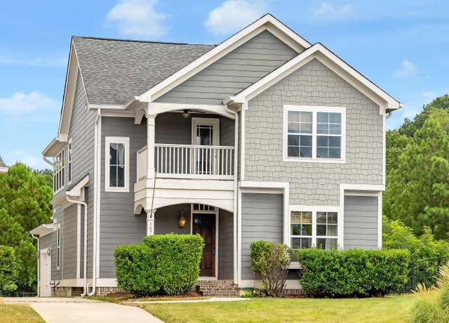 Property at 1676 Westover Ln, Chattanooga, TN 37405, 4 beds, 3.5 baths
