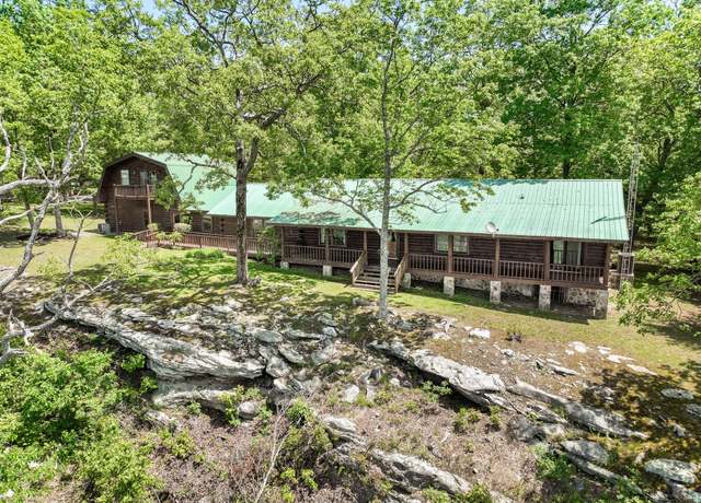 Property at 370 Blackburn Rd, Pikeville, TN 37367, 4 beds, 3.5 baths