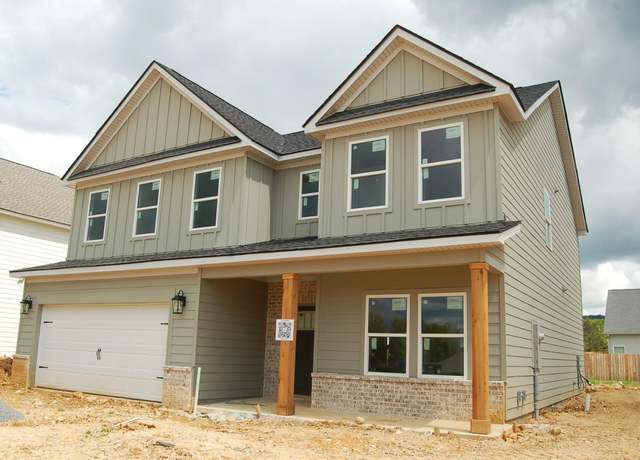 Property at 8320 Strewsbury Ln #29, Ooltewah, TN 37363, 5 beds, 3 baths