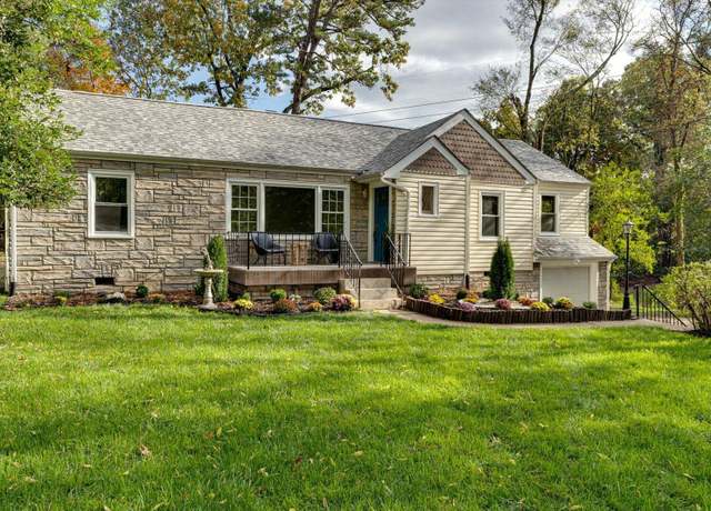 Property at 220 Hemphill Ave, Chattanooga, TN 37411, 4 beds, 2 baths